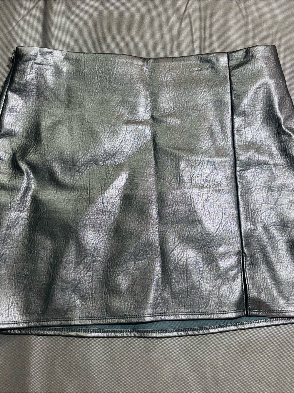 Old Navy Black Pleather Mini Skirt Size Large With Slit